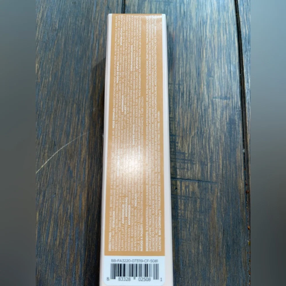 Bite Beauty Changemaker supercharged micellar foundation. M60 - Picture 3 of 5